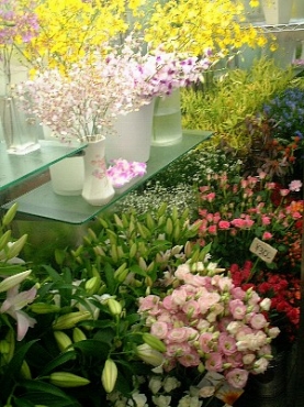 兵庫県三木市の花屋 岡本花店にフラワーギフトはお任せください 当店は 安心と信頼の花キューピット加盟店です 花キューピットタウン